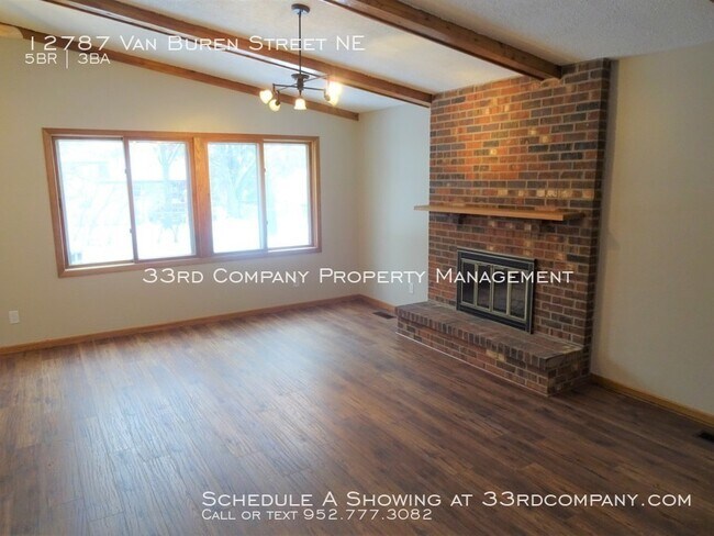 Building Photo - Stunning Updated 5 Bedroom Home in Blaine!