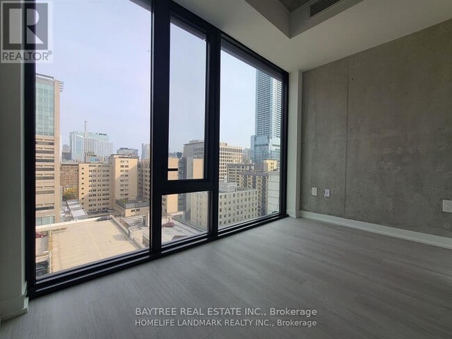 Building Photo - 195 McCaul St