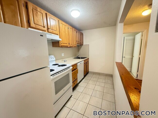 Foto del edificio - 122 Dustin St