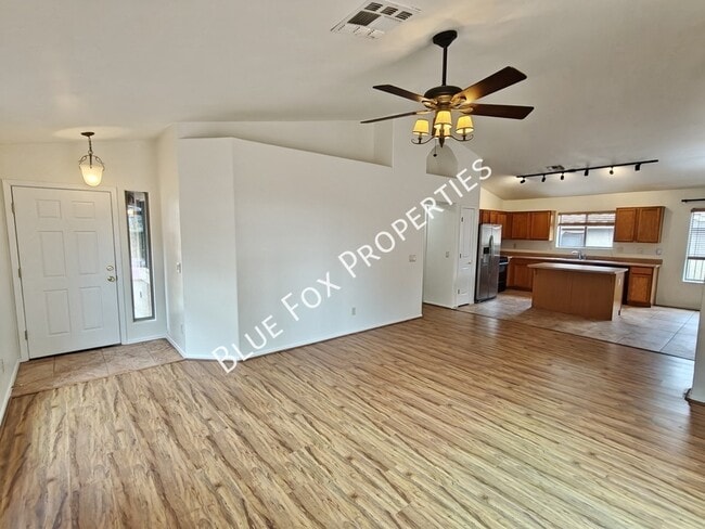 Building Photo - 10923 S Lake Gambusi Dr