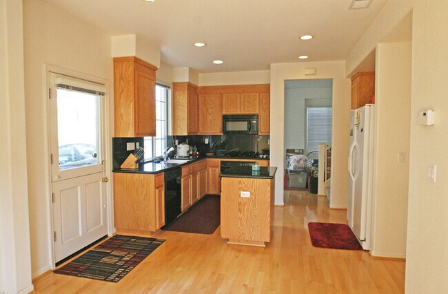 Building Photo - 3478 Maroun Pl - Beautiful Evergreen Home ...