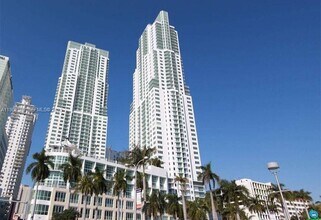 Building Photo - 253 NE 2nd St