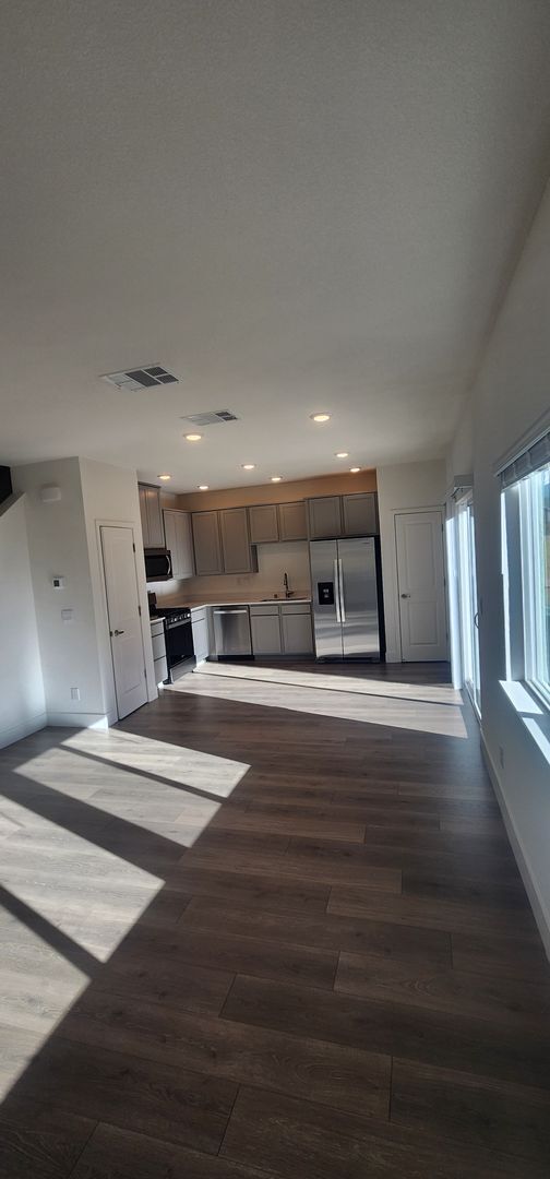 Building Photo - Brand New Construction- Never lived in!!