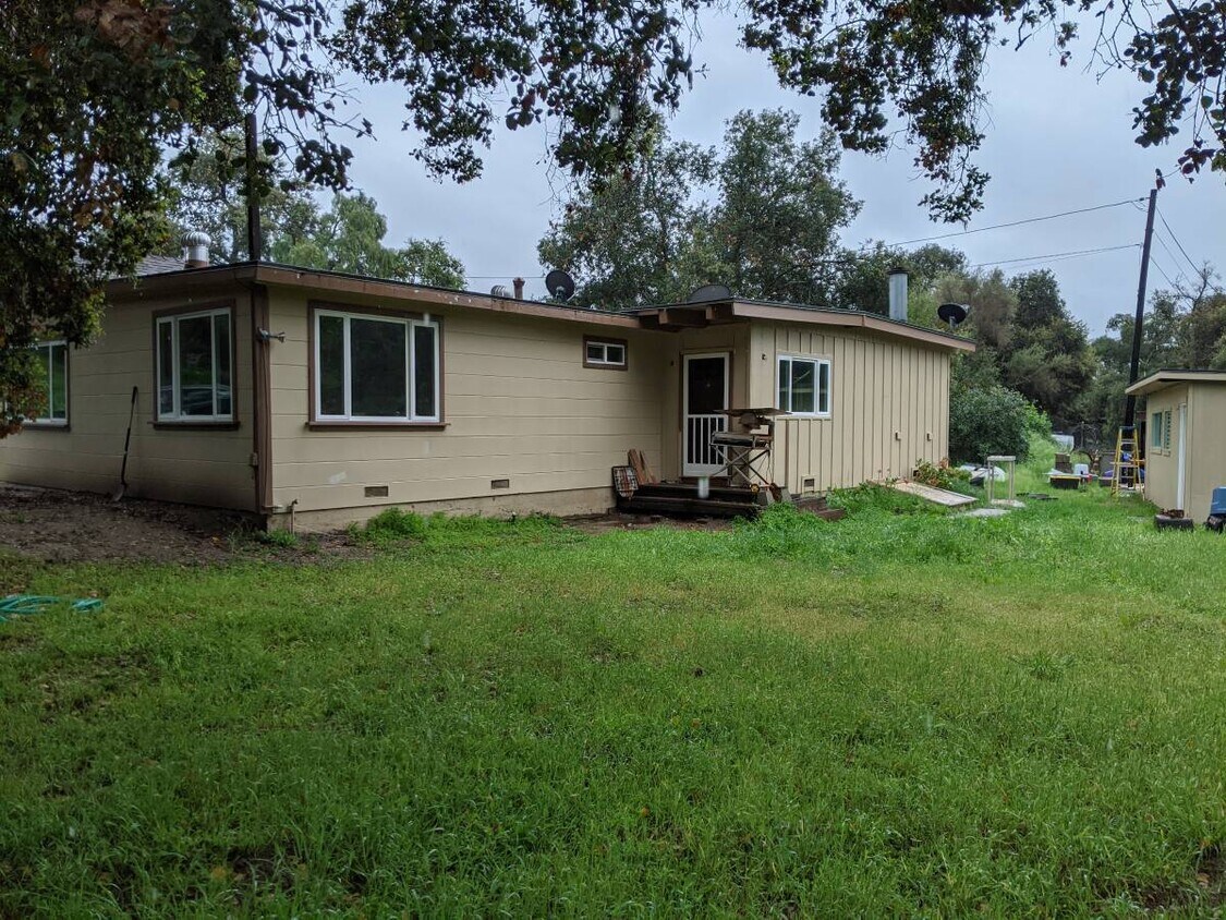 2419 Hobbit Ln, Fallbrook, CA 92028 House for Rent in Fallbrook, CA