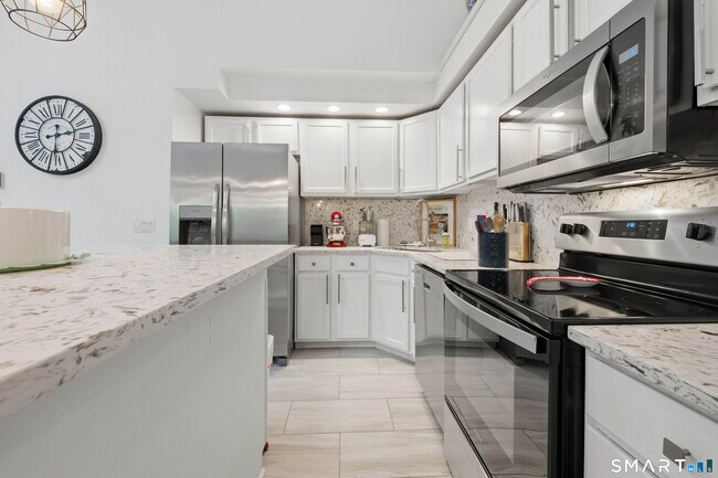 Foto del edificio - 213 Ledge Dr