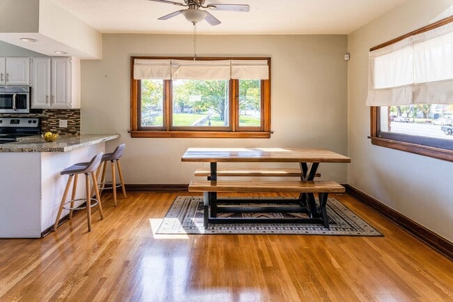 Building Photo - 1241 S 700 E