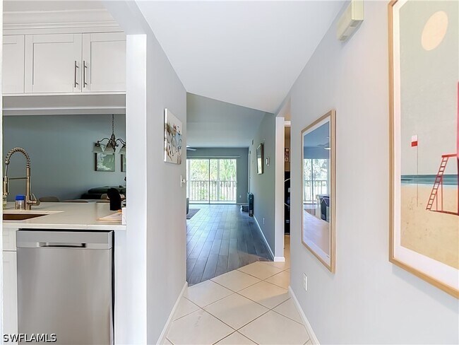 Building Photo - 3685 Amberly Cir