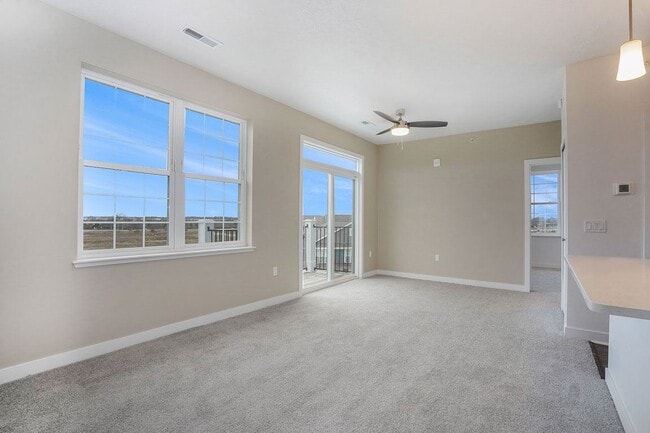Building Photo - Meadowbrooke Apartment Homes