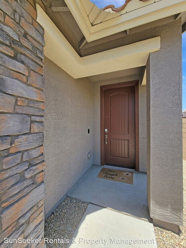 Building Photo - 4 br, 2 bath House - 9532 W Trumbull Rd