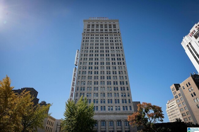 Foto del edificio - 2024 2nd Ave N