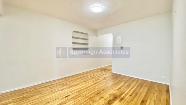 Building Photo - 500 Kappock Street