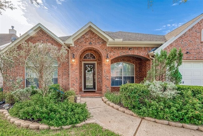 Building Photo - 21711 Cozy Hollow Ln