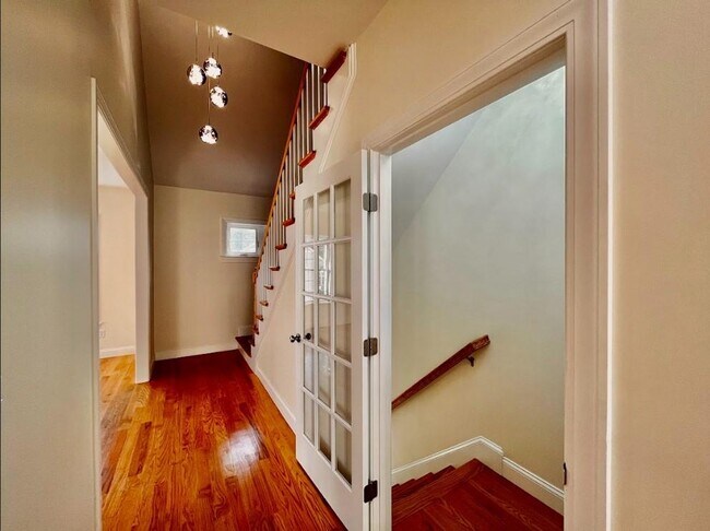 Foto del edificio - 901 Hunting Hill Dr