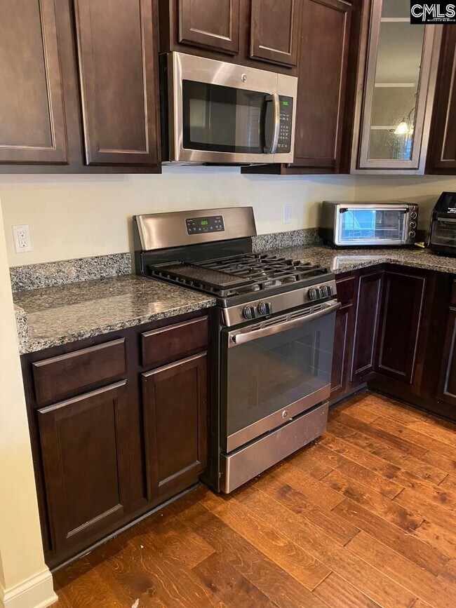 Foto del edificio - 140 Cherokee Pond Ct