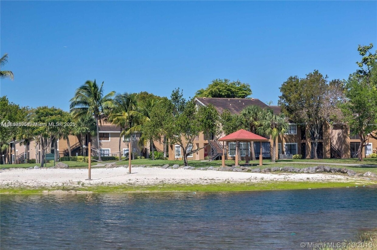 Foto principal - 10691 SW 155th Pl