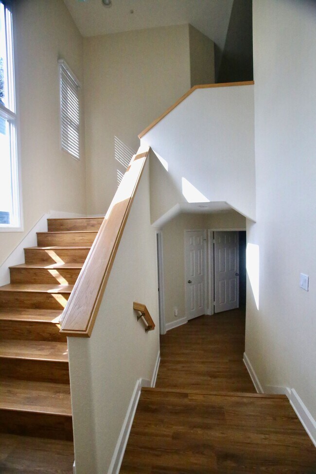 Building Photo - 882 Del Mar Downs Rd