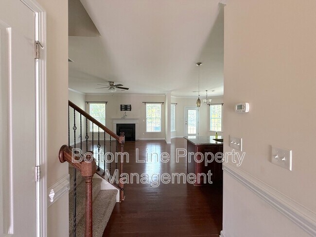 Foto del edificio - 10652 Sky Chase Ave NW