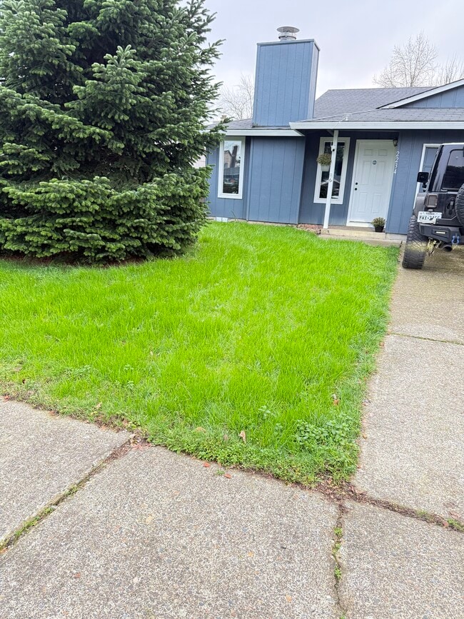 Foto del edificio - 2234 NE Barberry Ct