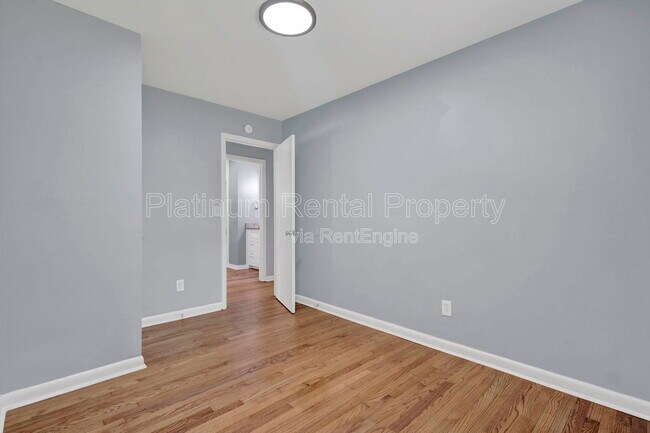 Foto del edificio - 2315 Shancey Ln