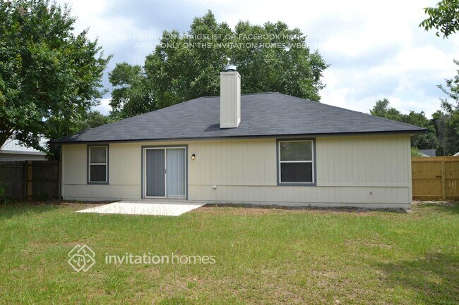 Foto del edificio - 2743 McCormick Woods Dr