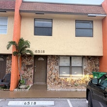 Building Photo - 6518 SW 41st St