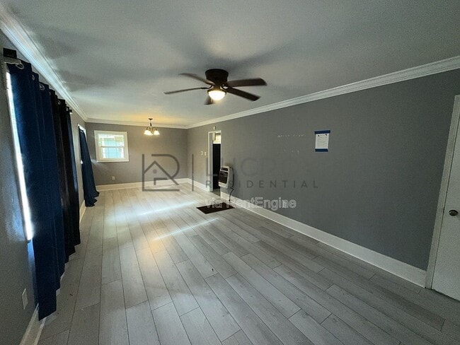 Photo - 3030 Oak Forest Dr House