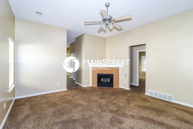Building Photo - 3 Bedroom Pet-Friendly Home in Cordova, TN with Main Street Renewal