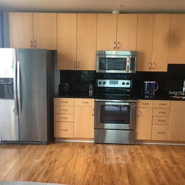 Foto del edificio - 777 N Ashley Dr