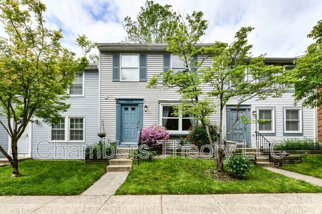 Foto del edificio - 6250 Hillside Rd