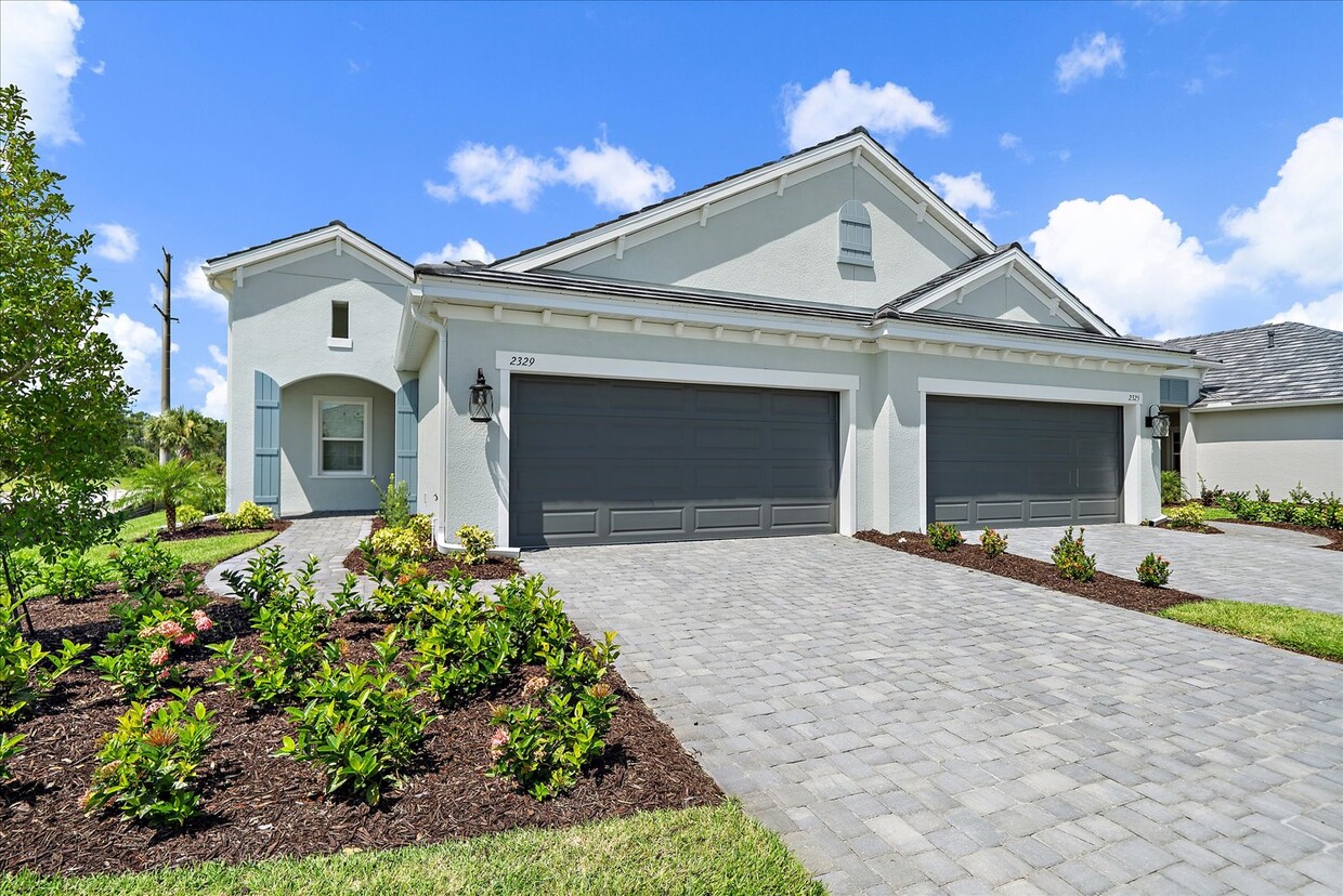 Primary Photo - 2329 Blue Mahoe Ln