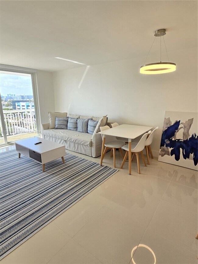 Building Photo - 401 Ocean Dr