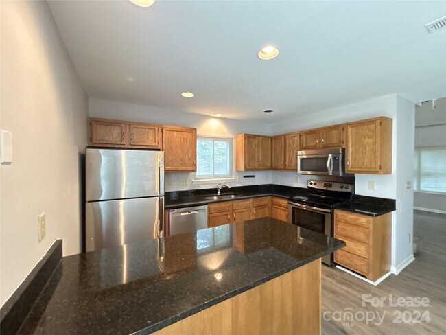 Foto del edificio - 4045 N Course Dr