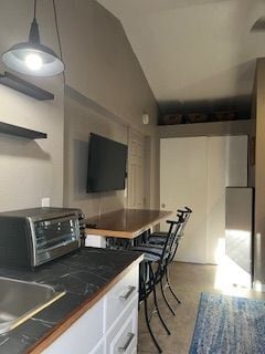 Foto del edificio - 2347 Sandy Ln