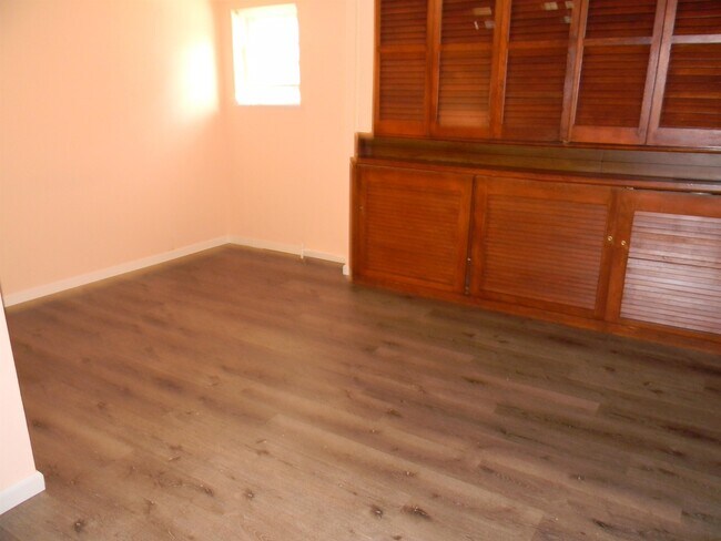Building Photo - 158 Greenville Ave