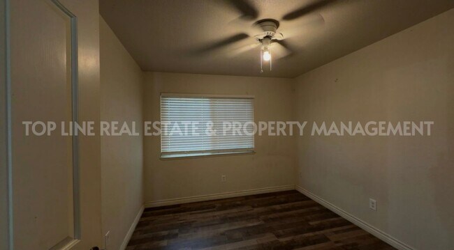 Foto del edificio - Coming Soon!  Home For Rent with pool. Tenant occupied. Please do not disturb tenants.
