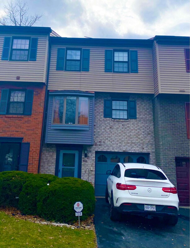 Foto principal - 7374 Beacon Hill Dr