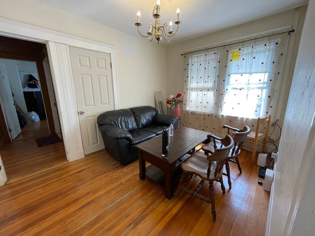 Foto principal - 16 Hume Ave
