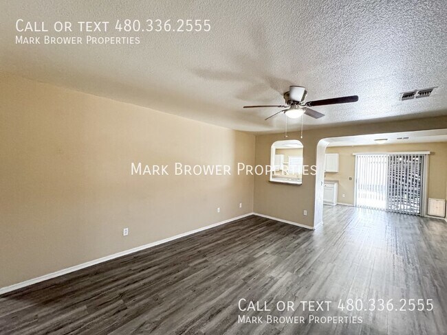 Building Photo - 932 S Somerset