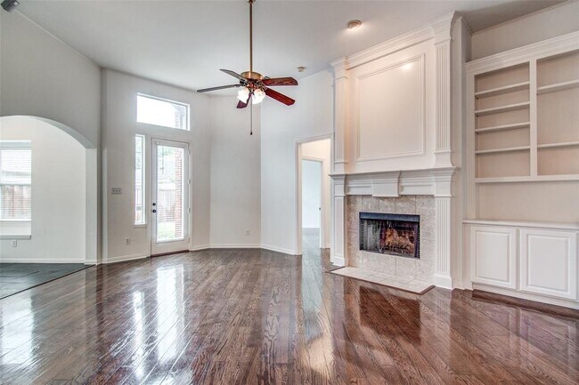 Foto del edificio - 6333 Westblanc Dr