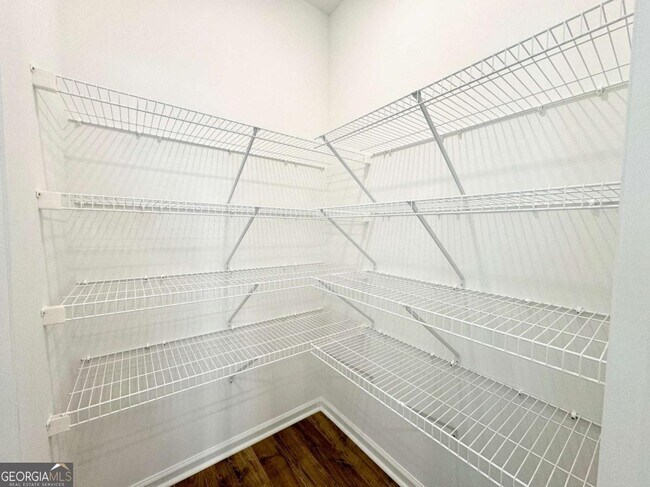 Foto del edificio - 3970 Pierson Trce