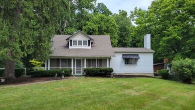 Building Photo - 4515 River Ridge Rd