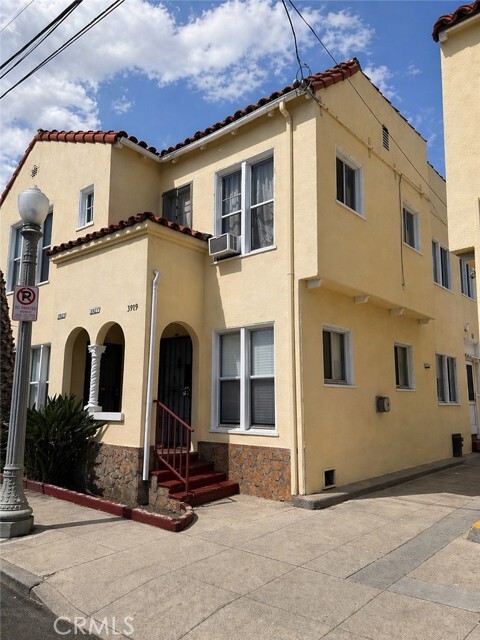 Photo - 3919 Walton Ave Apartment