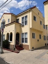 Building Photo - 3919 Walton Ave