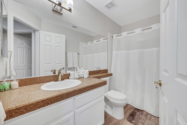 Building Photo - 6649 Star View Ct