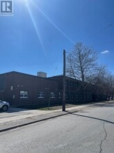 Building Photo - 50 Scott St