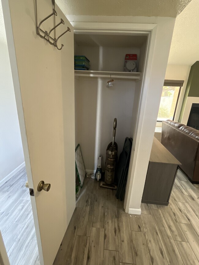 Building Photo - 44210 Anacapa Way