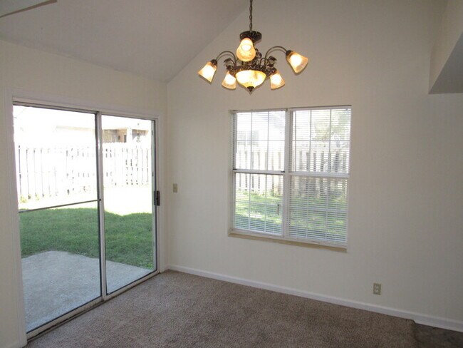 Foto del edificio - North Pointe home in Goodlettsville!
