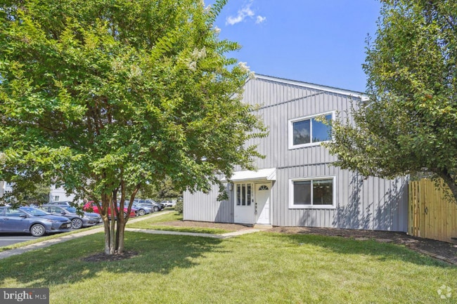 Building Photo - 1009 Saber Ln