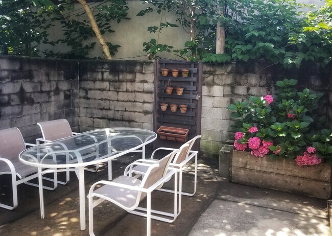 Back Yard - 1412 Ellsworth St