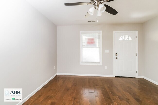 Foto del edificio - 517 Sycamore Br Rd